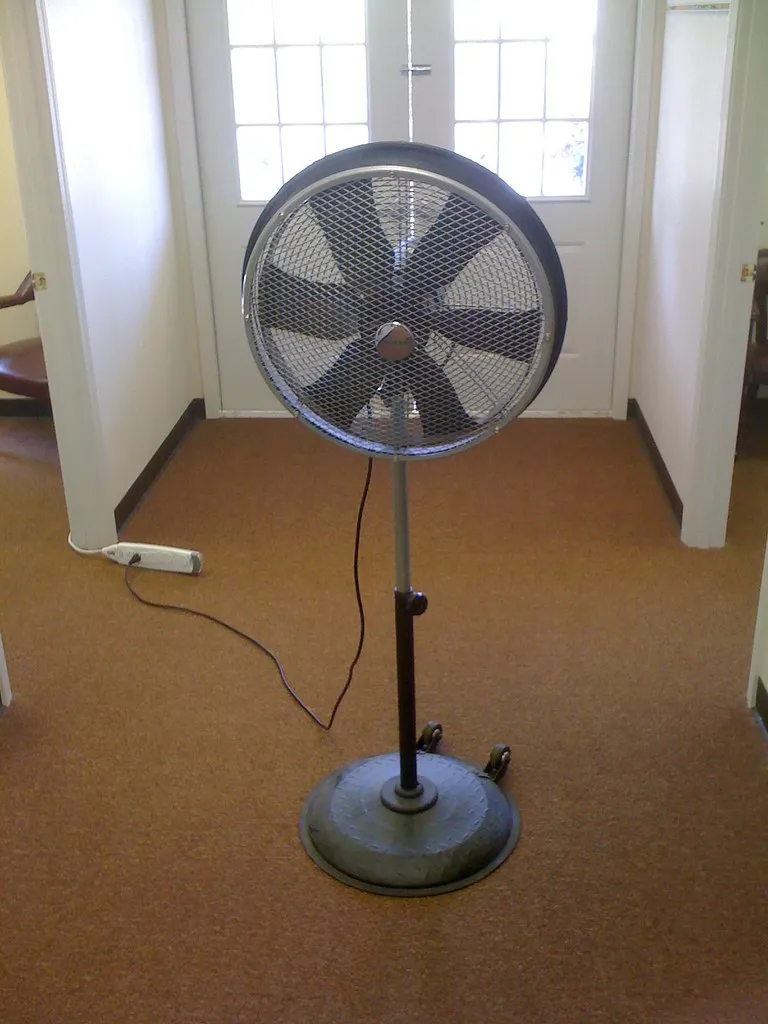 The "King of Fans" (brand name)